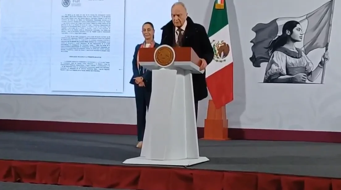 La presidenta Claudia Sheinbau y Alejandro Gertz.