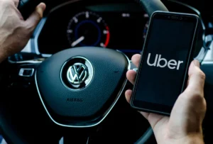 Violador serial ataca a conductoras de Uber.