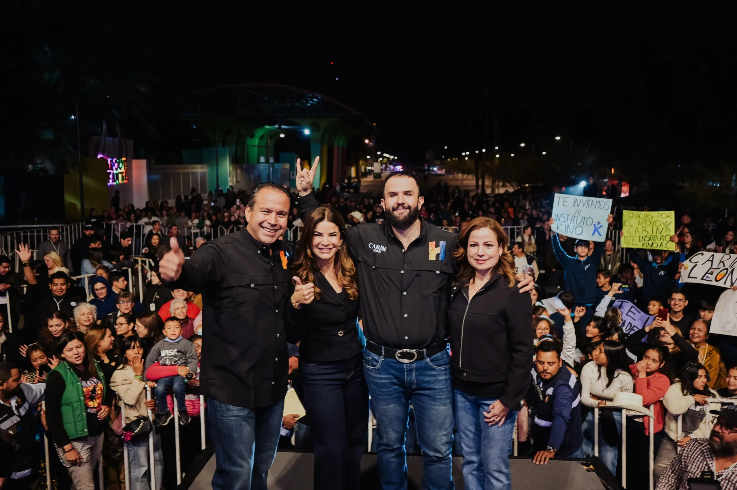 Carín León en Hermosillo con Antonio Astiazarán.