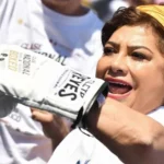 La SCJN quitó la facultad a Clara Brugada para dar permiisos establecimientos mercantiles en emergencia.