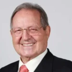 Olegario Vázquez Raña.