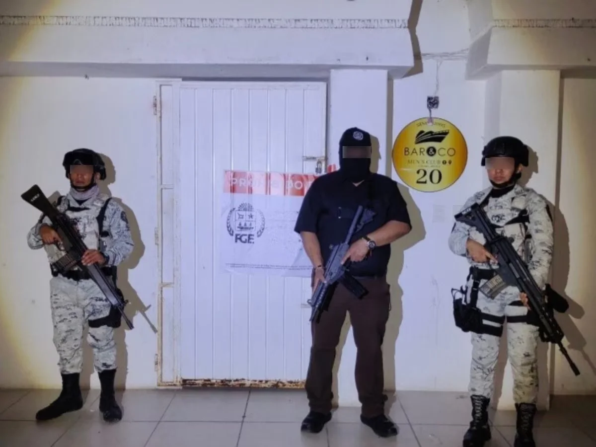 Rescatan a 13 mujeres de bar en Cozumel