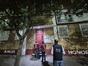 Erick, de 13 años, murió en un campamento de una escuela militarizada.