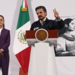Zoé Robledo no se va del IMSS, pero se reduce drásticamente su poder.