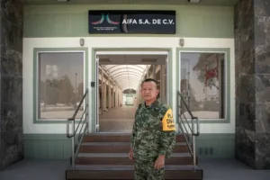 Isidro Pastor denuncia pugnas entre mandos militares en el AIFA.