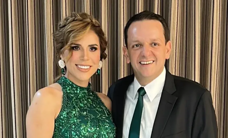 Maria del Pilar y su esposo.