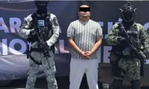 M-42, el presunto autor del crimen de Grupo Fugitivo.