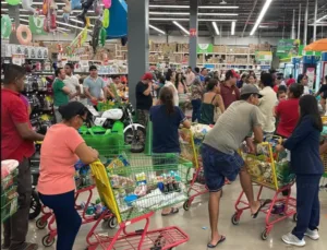 Compras de pánico en Acapulco, Guerrero.