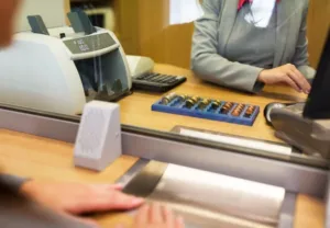 Tres bancos mexicanos fueron acusados de lavar dinero del narco.