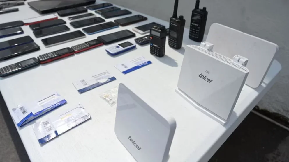 Equpo de radiocomunicación y Wifii fue localizado en el penal de Aguaruto.