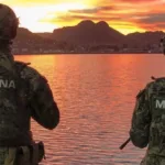 Muertes de marinos bajo condiciones sospechosas.
