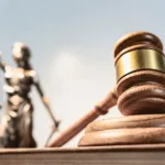 Sheinbaum busca acotar más la Ley de Amparo.