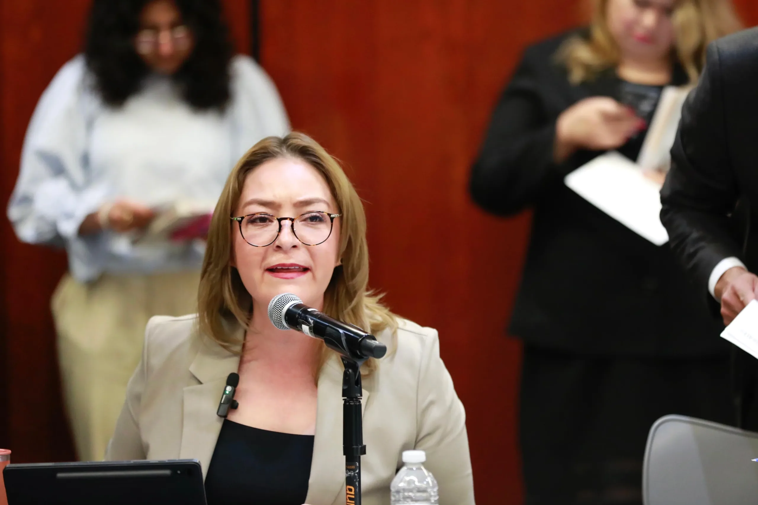 La senadora Verónica Díaz, excuñada de David Monreal, actual gobernador.