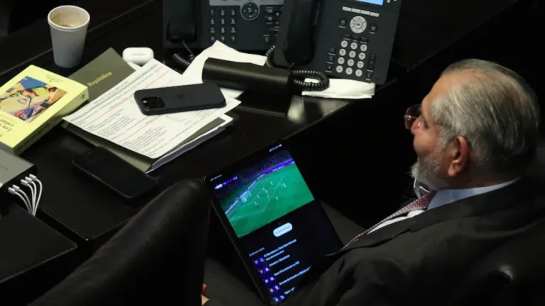 Adán Augusto se pone de pechito.