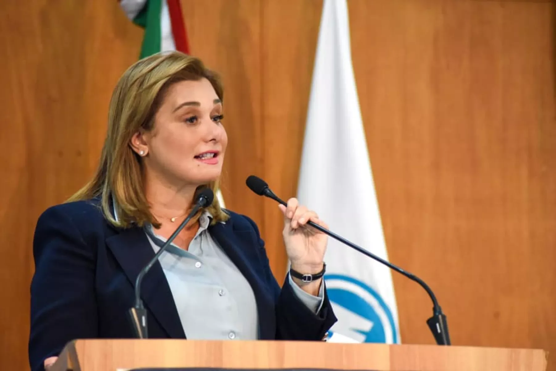 Maru Campos se lanza contra Luisa María Alcalde.