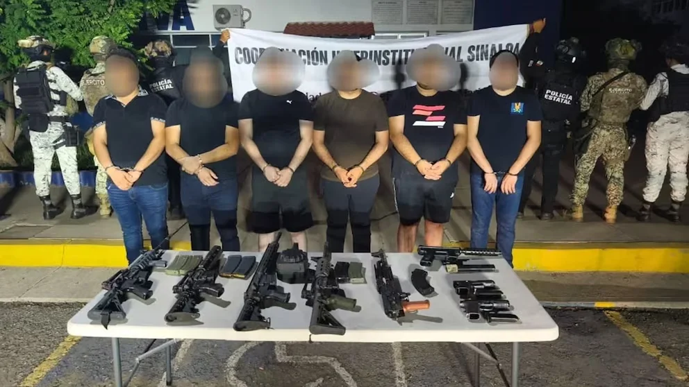 Seis hombres de confianza de Iván Archivaldo Guzmán fueron detenidos.