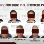Los polícías detenidos.