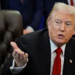 Donald Trump recula en aranceles.