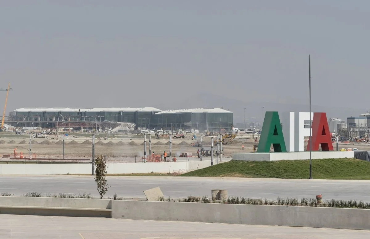 Exhiben fragilidad del AIFA.