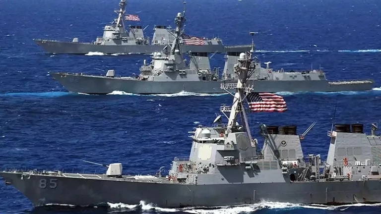 Armada de Estados Unidos realiza bloqueo en costas de Venezuela.