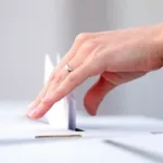 Reforma electoral se debatirá hasta febrero.