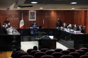 Los ministros del pueblo se dotan de camionetas blindadas.