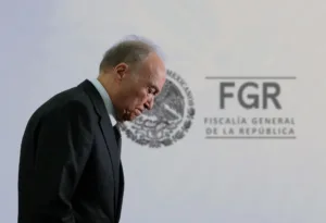 'Becan' a Gertz Manero con embajada en Gran Bretaña.