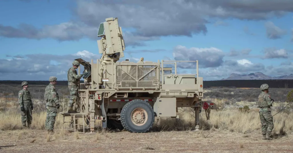 Militares de Estados Unidos neutralizaron la amenaza de drones del narco.