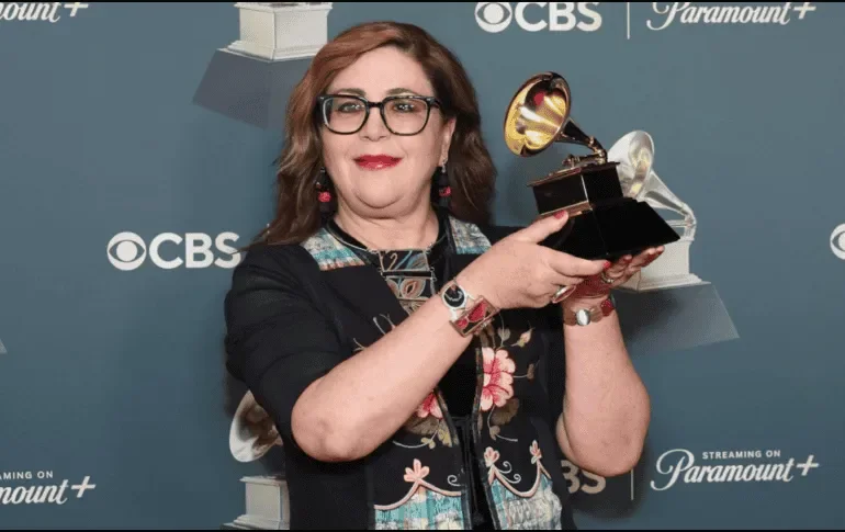 Gabriela Ortiz, catedrática de la UNAM, ganó tres Grammys.