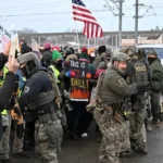 Furia en Minneapolis contra agentes del ICE.