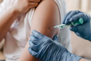 Guía para vacunarte contra el sarampión en la CDMX.