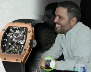 El reloj Richard Mille de edición limitada, una joya de ingeniería relojera cuyo valor en subastas alcanza los 11 millones de pesos.