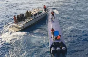 Semisumergible capturado por la Marina con 4 toneladas de cocaína.