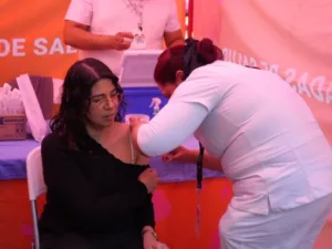 Refuta Calderón dichos de Sheinbaum sobre el sarampión.