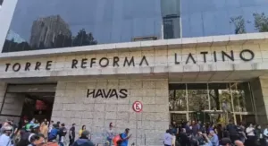 Paula Emilia Lafón, de 35 años, cayó 10 pisos de la Torre Reforma Latino.