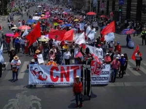 Tome precauciones. CNTE marchará este miércoles 18 de marzo en la CDM.