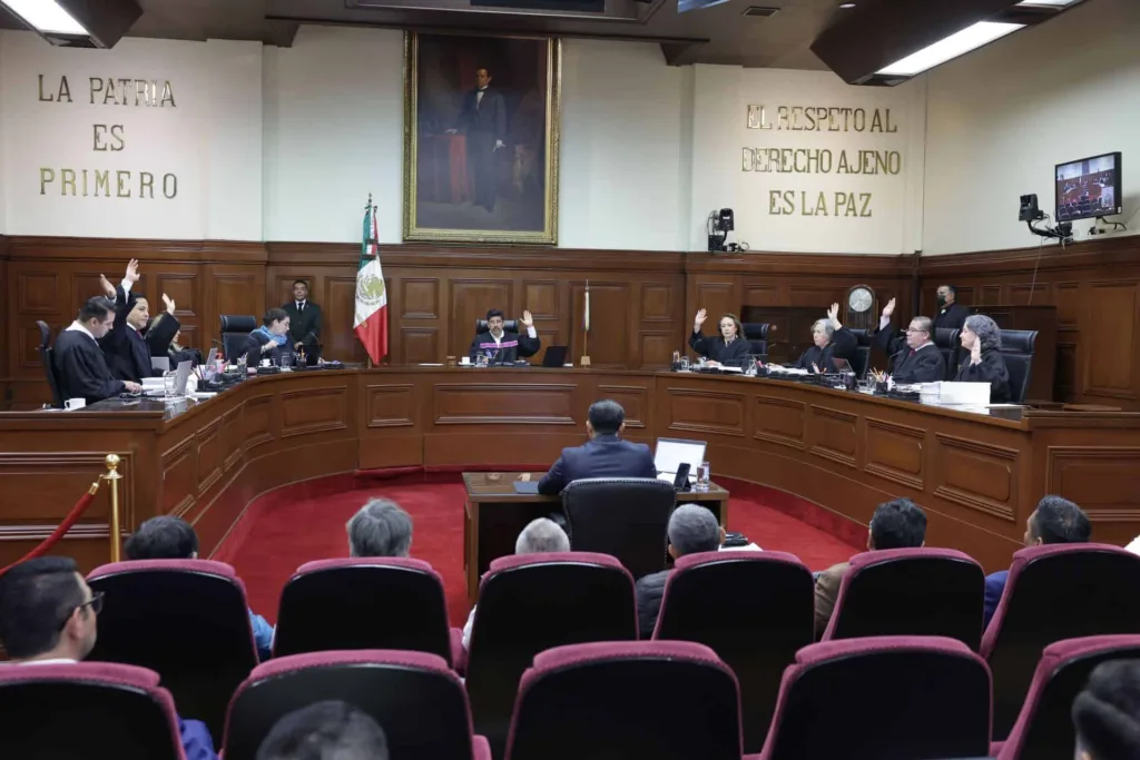 Suprema Corte otorga superpoder a la UIF para congelar tus cuentas sin orden de juez.