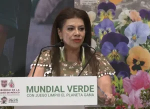 Bajo fuego Clara Brugada por sus propuestas para impulsar la movilidad durante el Mundial.