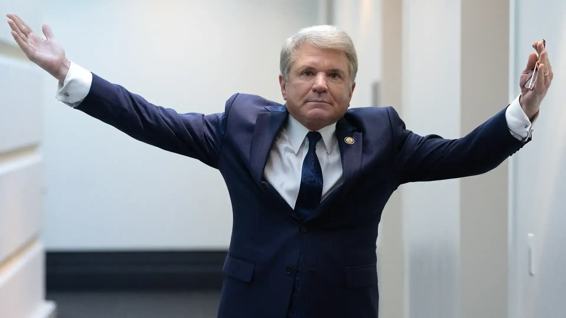 Imposible que Sheinbaum no supiera de los agentes de la CIA: Michael McCaul.