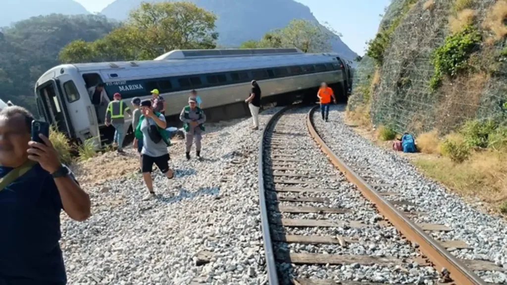 FGR da carpetazo a tragedia del Tren Interoceánico.