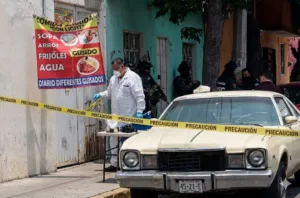 Un cadáver fue enterrado en la cocina económica Don Light en la GAM.