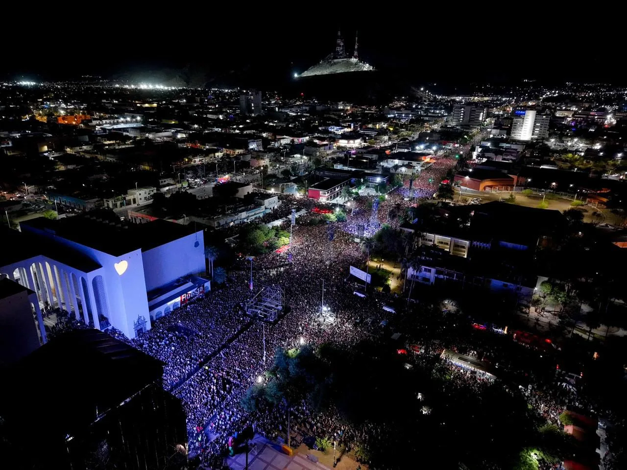 Maná encendió las fiestas del Pitic 2026 en Hermosillo.