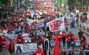 Alerta por megamarcha de la CNTE el 15 de mayo.