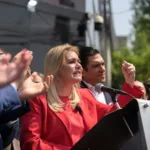 Maru Campos, gobernadora de Chihuahua, acusa acoso político frente a la FGR.