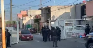 Intensa movilización policiaca ante el secuestro de seis personas en Tecamac.