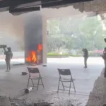 Maestros de la CNTE y CETEG vandalizaron las instalaciones de la SEP en avenida Universidad.
