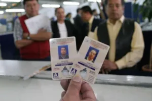 Gobierno de la CDMX le pone fecha final a emisión de licencia permanente.