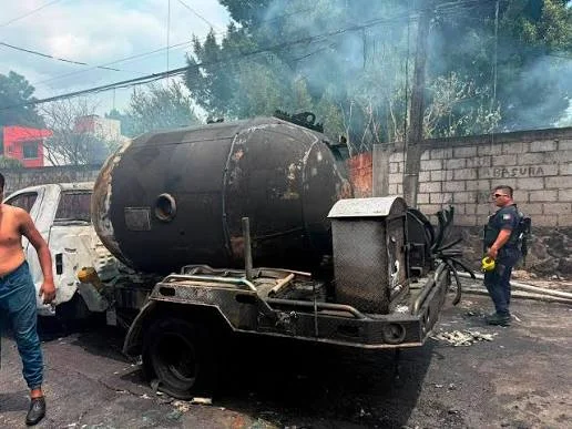 El Grupo Tomza otra vez en la mira ahora por la explosión de una pipa en Cuernavaca.
