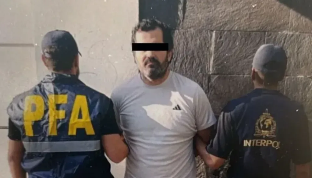Agentes del FBI y DEA se reunieron con Fernando Farías Laguna.