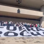 Ciudadanos y organizaciones políticas reclamana la salida del rochismo de la gubernatura.
